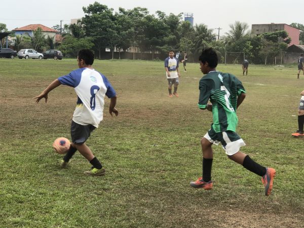ESPORTE: Olheiro do Grêmio acompanha jogos do Campeonato Educar Menores em Candeias do Jamari
