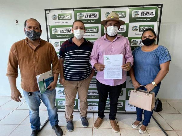 Prefeito e secretário de esportes recebem dirigentes esportivos que reafirmam apoio para o município