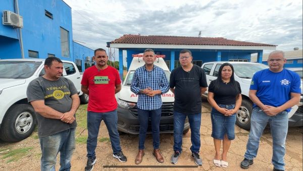 Prefeitura recebe nova ambulância para o transporte de pacientes