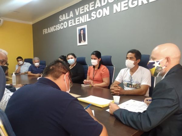 Secretário Carlos Cézar participa de reunião na Câmara de Vereadores de Porto Velho