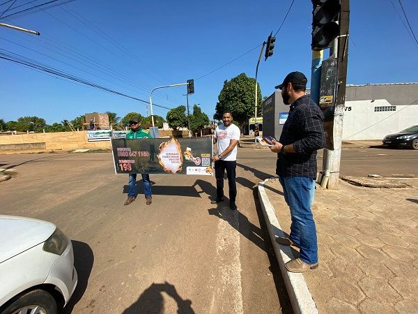 Semam realiza blitz educativa para alertar sobre queimadas em Candeias