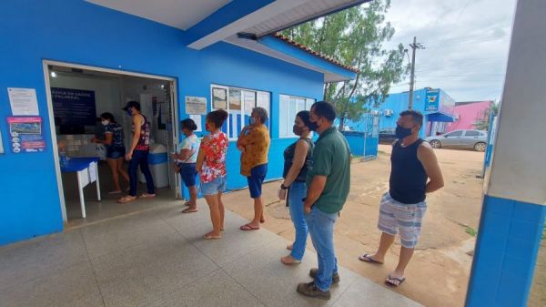 DIA V- Mais de 200 pessoas vacinadas contra a Covid em Candeias