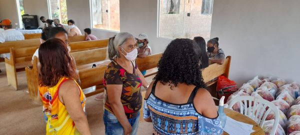 SEMASF: Projeto Família em Casa e Alimento na Mesa é realizado no Bairro Novo Candeias