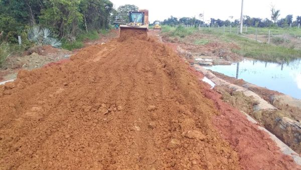 Prefeitura intensifica os trabalhos na LP 35
