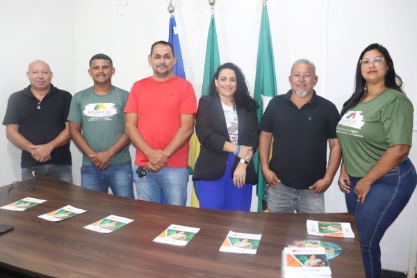 Prefeito Aussemir Almeida recebe visita da assistente técnica do PROAMPE